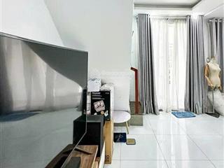 Bán nhà hẻm trần hưng đạo  lô góc 3 mặt thoáng  2 tầng  đậu xe rộng  8.5 tỷ