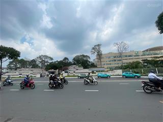 Cho thuê mặt bằng kinh doanh! mặt tiền đường nguyễn kiệm  đối diện cổng bệnh viện 175