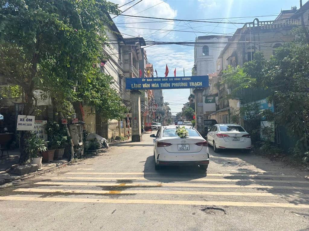 Chính chủ gửi bán nhà 3 tầng tại phương trạch vĩnh ngọc  lô góc  vị trí đẹp gần cầu nhật tân.