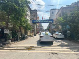 Chính chủ gửi bán nhà 3 tầng tại phương trạch vĩnh ngọc  lô góc  vị trí đẹp gần cầu nhật tân.