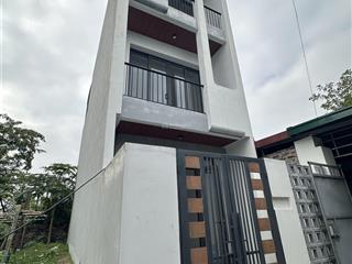 Bán nhà 3 tầng 52m2 x mt 4m. quan âm bắc hồng đông anh. ô tô đỗ cửa. 2 thoáng trước sau