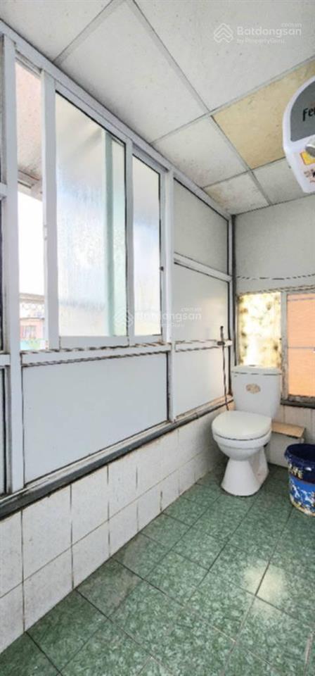 Thật nhanh tay  tập thể mặt phố  trung tâm hoàn kiếm  một bước qua hồ gươm  thông tầng