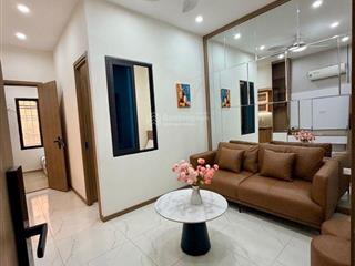 Tập thể tầng 2  ô tô đỗ cổng  trung tâm quận hoàn kiếm  vài bước chân ra hồ gươm