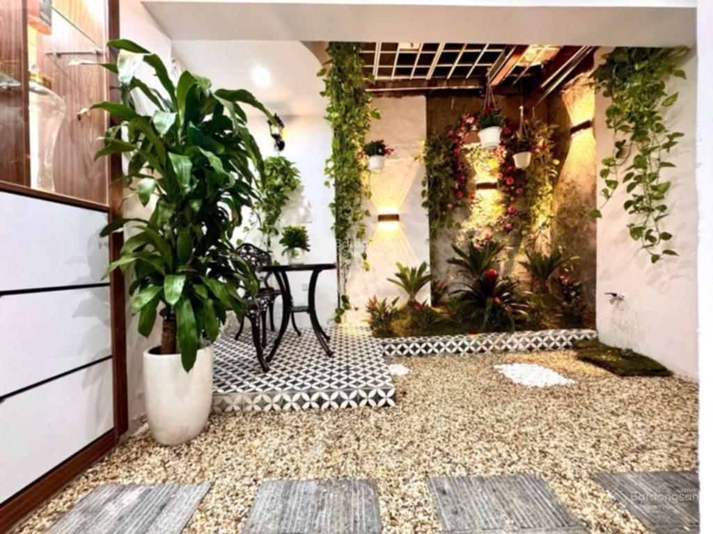 Siêu phẩm tập thể tầng 1  đẹp hơn chung cư  có sân vườn tiểu cảnh  ô tô đỗ  căn góc