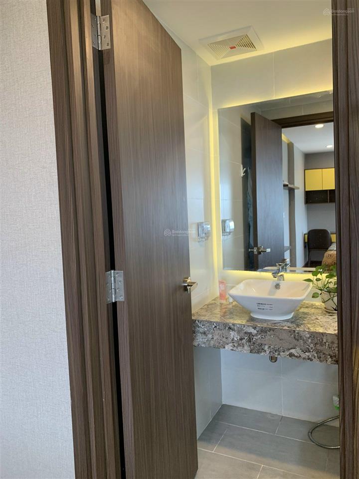 Cơ hội độc quyền bán gấp căn hộ res green tower 45m2, 1pn  giá 3.1 tỷ