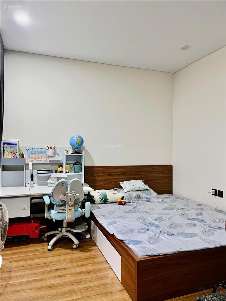 Chính chủ cần bán căn hộ tầng trung 74,6m2 siêu đẹp, giá 7 tỷ tại the terra an hưng