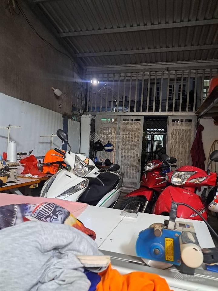 Nhà hẻm xe hơi thông  song hành q12  80m2  4m x 20m  nhỉnh 6 ty thương lượng