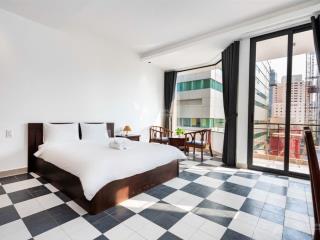 Cho thuê studio full nội thất, tách bếp ban công thoáng quận 1, gần đh xã hội và nhân văn,