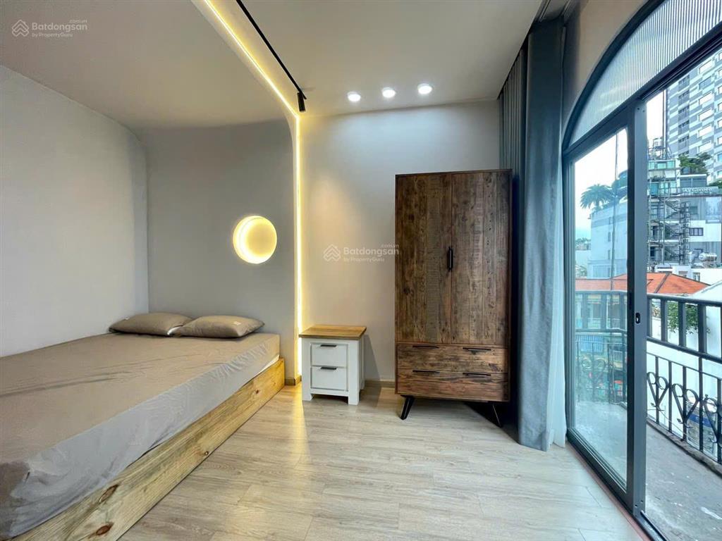 Cho thuê căn hộ 1pn tại võ văn tần quận 3 gần vòng xoay dân chủ, phố đi bộ bùi viện, dinh độc