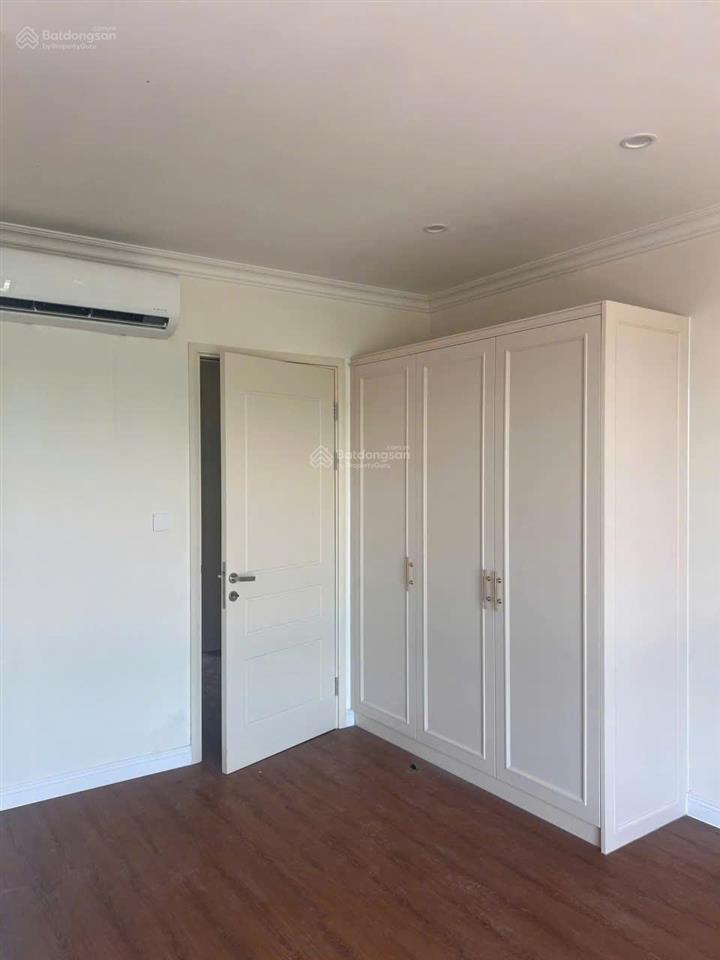 Cho thuê shophouse vinhomes royal island, 12 triệu, 120m2, 4 tầng, 2pn, 4wc