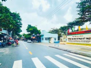 Nhà biệt thự 3 tầng đẹp đường ông ích khiêm, phường thanh bình, quận hải châu đà nẵng diện tích