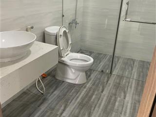 Bán căn chung cư bàu cát ii, 2,55 tỷ, 60m2, 2pn, 2wc thang bộ lầu thấp.