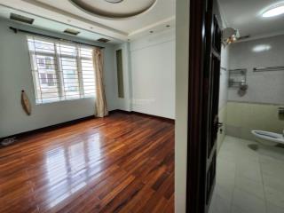 Bán gấp nhà đa sỹ 5 tầng, mặt tiền 4.5m ngõ nông, ô tô 7 chỗ qua nhà. giá 7 tỷ