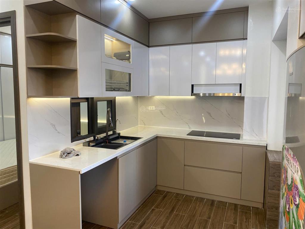 Chính chủ bán gấp ch 70.5m2 (3pn+2wc), tầng trung, đầy đủ nội thất mới đẹp, cowaelmic198 ng tuân