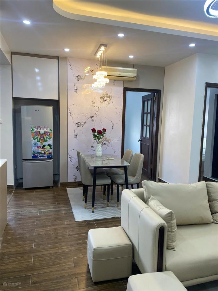 Chính chủ bán gấp ch 70.5m2 (3pn+2wc), tầng trung, đầy đủ nội thất mới đẹp, cowaelmic198 ng tuân
