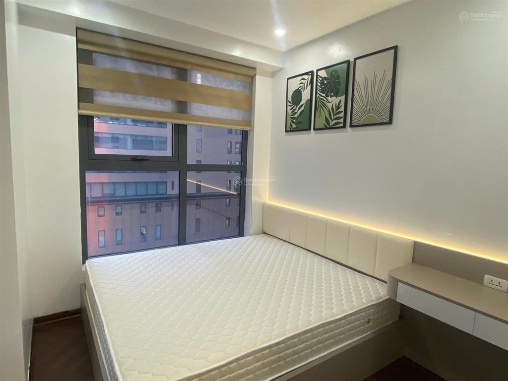 Tôi cần bán căn vinata tower 112m2, 3pn cực rộng (cửa sổ view đẹp), 2wc, nội thất đầy đủ mới đẹp !!