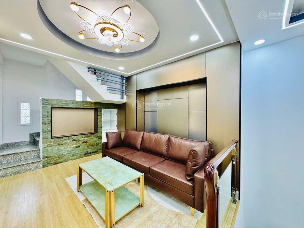 Bán nhà 5 tầnghxhbtctnguyễn kiệm  p. đức nhuận q. phú nhuận(cũ p.4) hxhgiá 8 tỷ nhỉnh còn tl