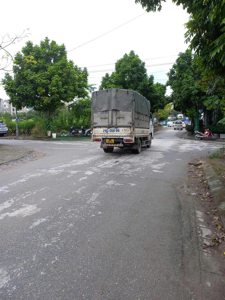 Khu tái định cư dương nội  phố lê trọng tấn, không có lô thứ 2.