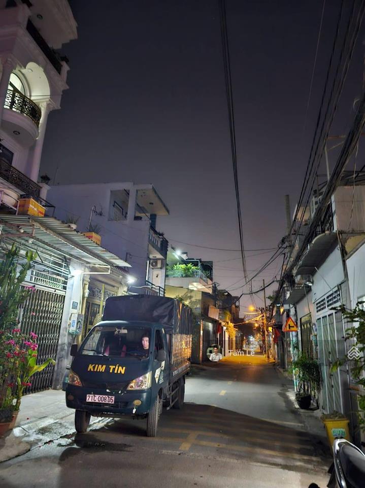 Bán nhà tt thị trấn củ chi đ.nguyễn văn khạ, 98,6m2 sổ hồng riêng. sang tên ngay. giá chỉ 1ty325tr