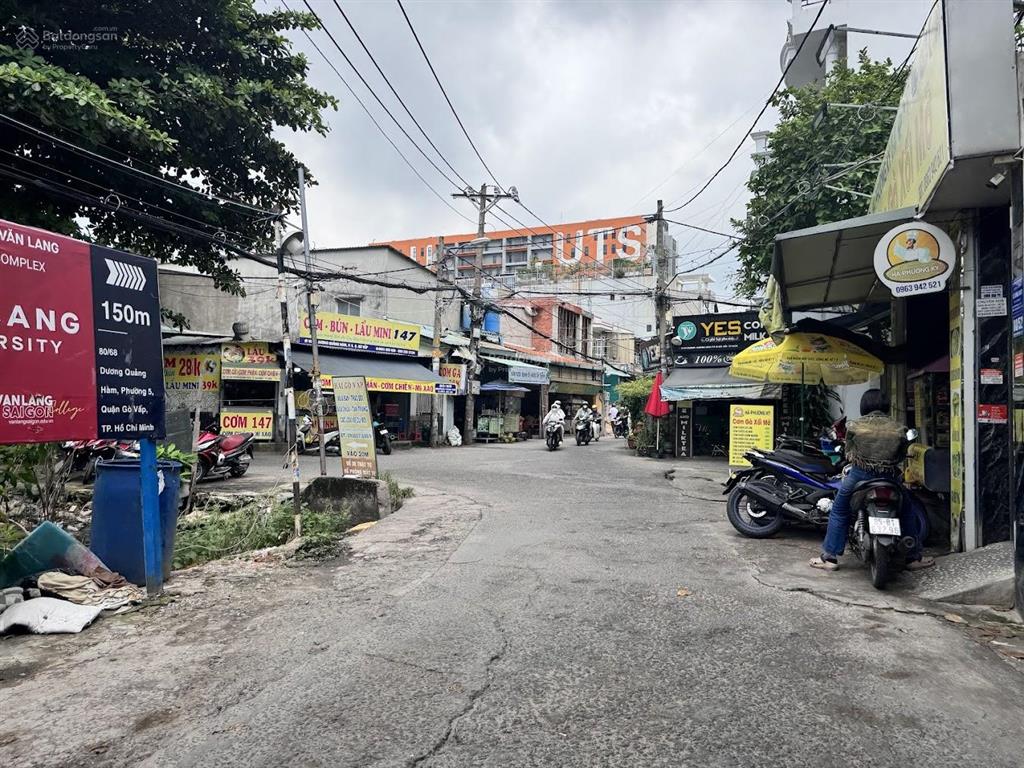 Hxh ngay đh văn lang, dt 4m1x13m, 1 trệt 2 lầu st. giá 7,8 tỷ