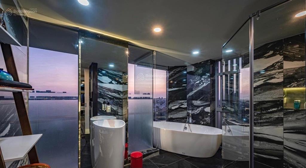 Chính chủ cần bán nhanh căn hộ 3 phòng ngủ grand marina sai gon 52.5tỷ 145m2