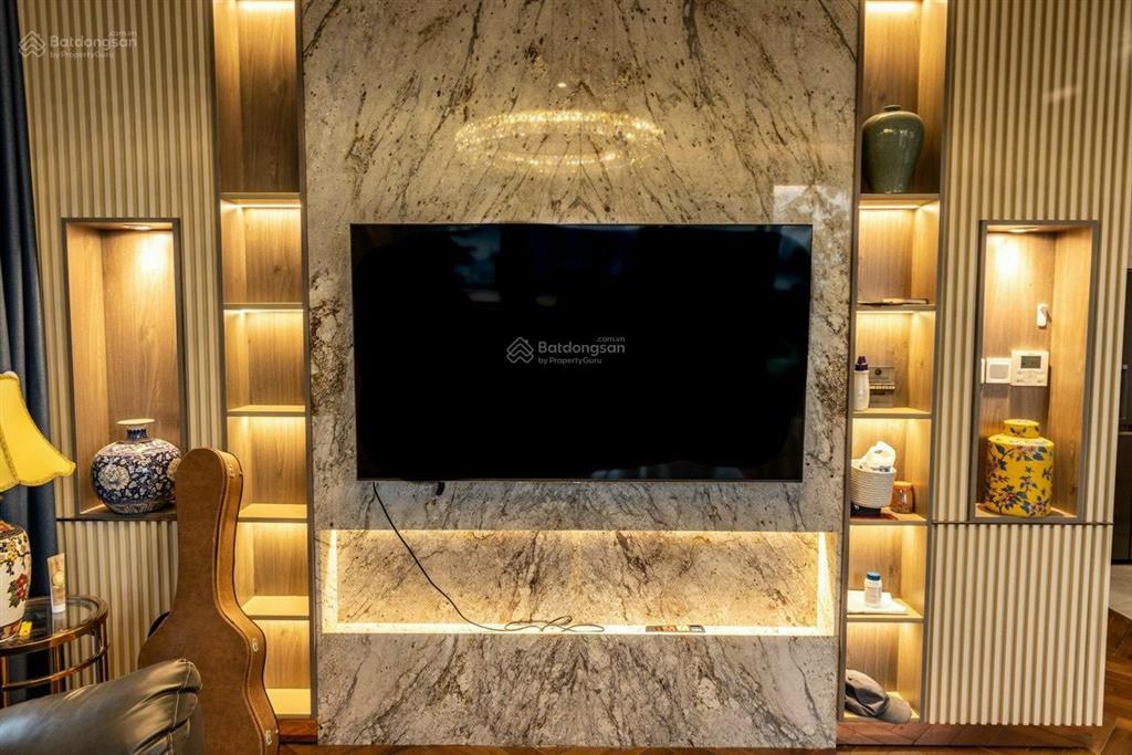 Cần bán gấp căn hộ hạng sang eaton park quận 2 58m2 giá 6 tỷ 550,  0906 126 ***