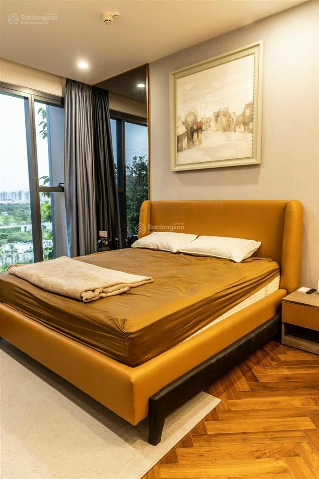 Cần bán gấp căn hộ hạng sang eaton park quận 2 58m2 giá 6 tỷ 550,  0906 126 ***