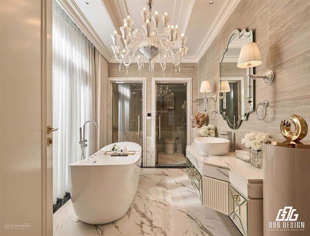 Chính chủ cần thanh lý căn hộ đẹp diện tích lớn 150m2 giá 13.8 tỷ,  chính chủ miễn trung gian