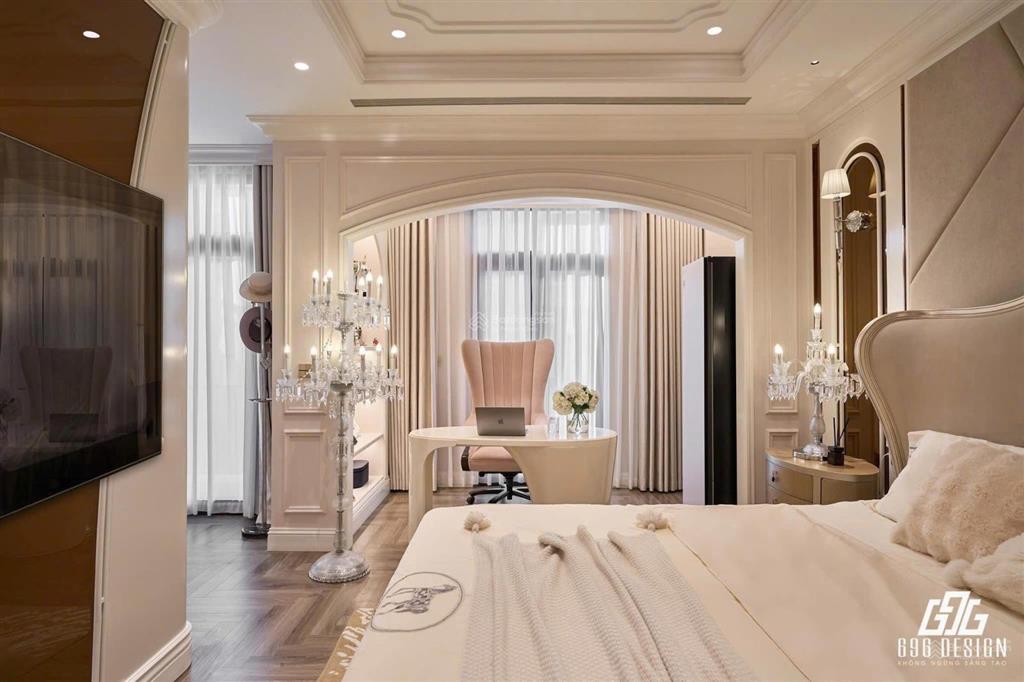 Chính chủ cần thanh lý căn hộ đẹp diện tích lớn 150m2 giá 13.8 tỷ,  chính chủ miễn trung gian