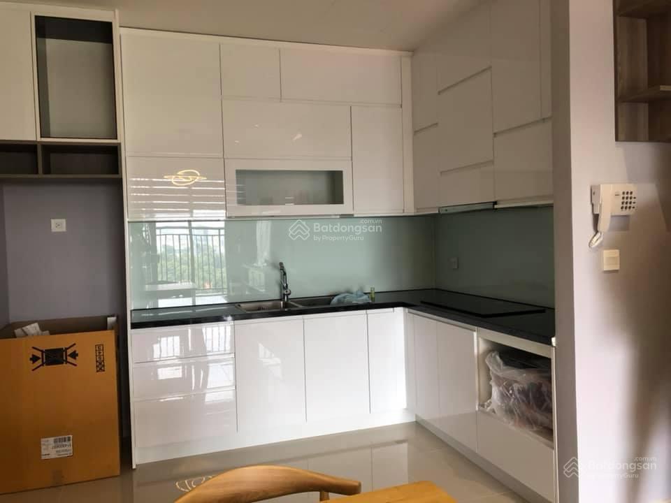 Gia đình bán căn góc 312 lạc long quận q.11. dt 69m2 2p 2wc. giá 2,98 tỷ.  0705 098 ***