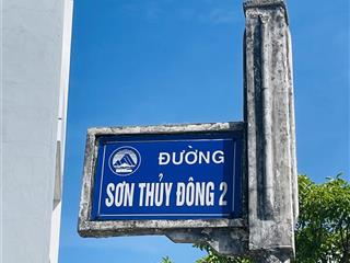 Bán đất biển khu sơn thuỷ  ngũ hành sơn  đà nẵng. đường 7,5m  hướng đông nam  giá chỉ 7,2 tỷ