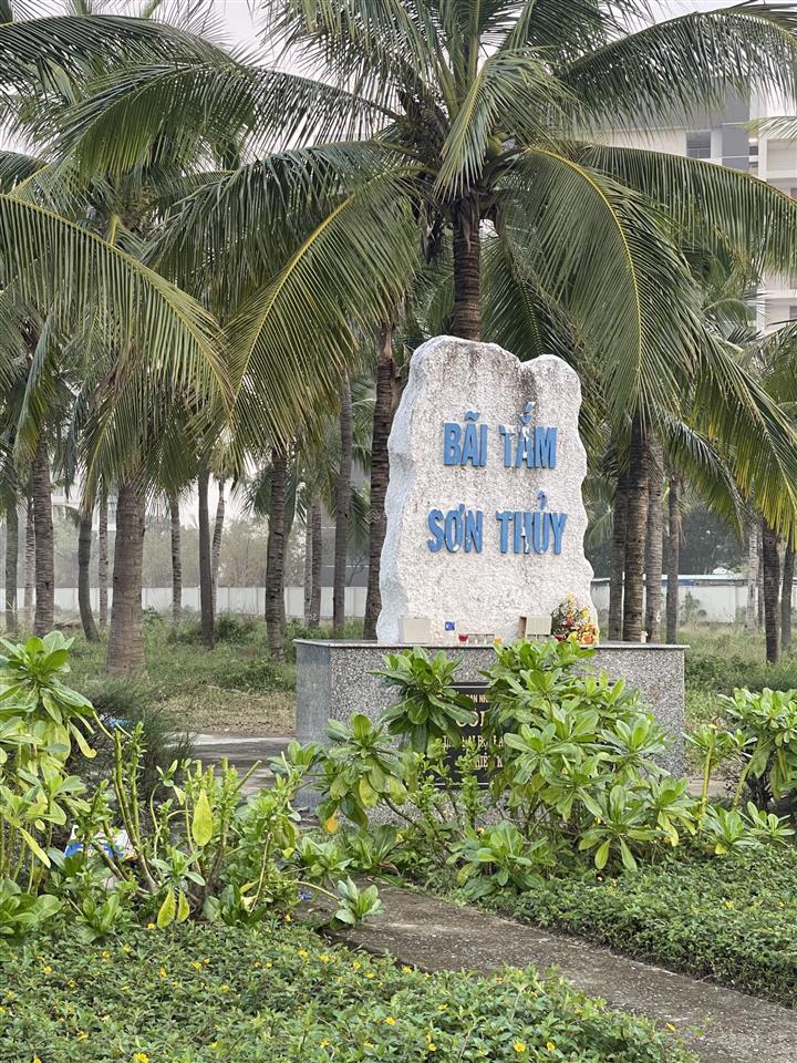 Bán đất biển khu sơn thuỷ  ngũ hành sơn  đà nẵng. đường 7,5m  hướng đông nam  giá chỉ 7,2 tỷ