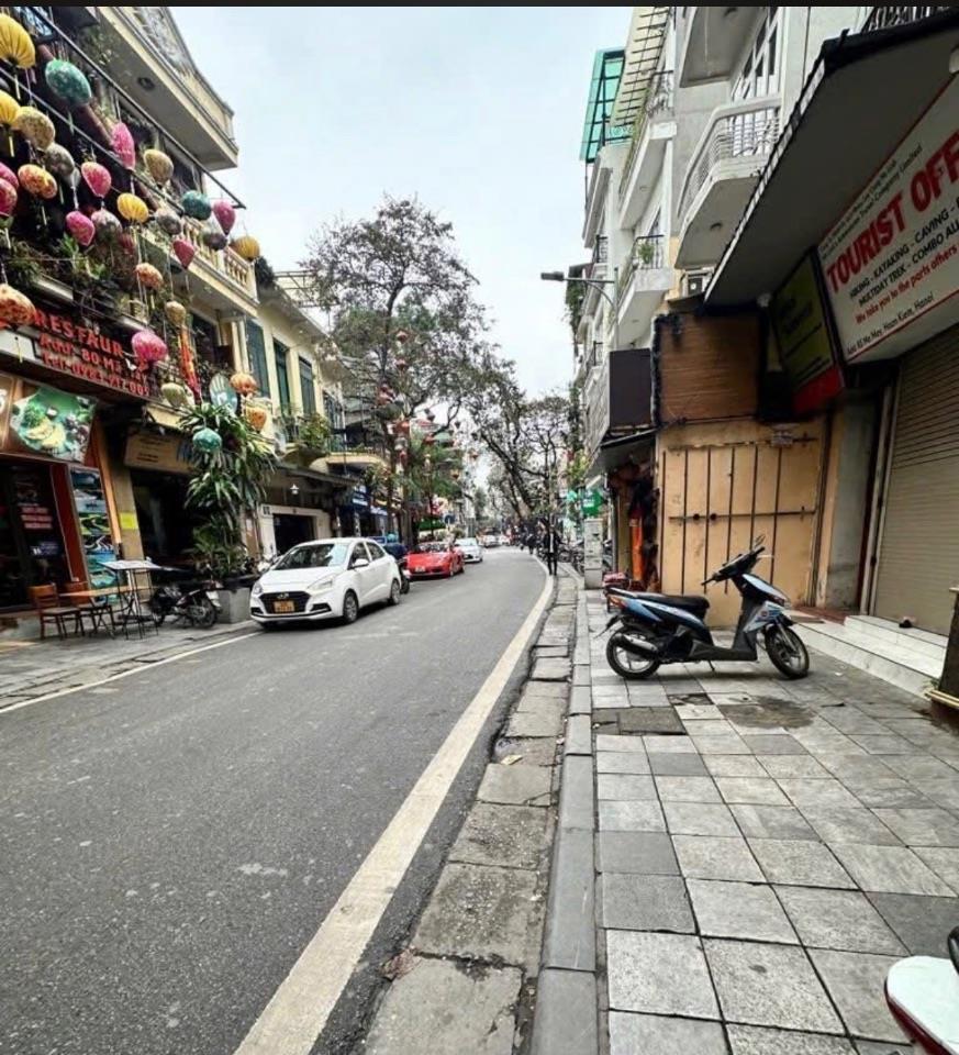 58 tỷ - Mặt phố cổ Mã Mây, 90m2, 5 tầng, lô hóc, vỉa hè, kinh doanh phố cổ sầm uất ngày đêm, tầm tiền nhiều người muốn 