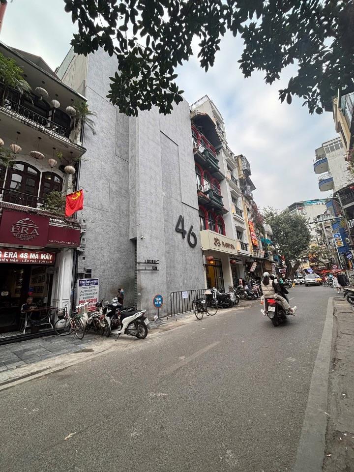 37 tỷ - Mặt phố cổ Mã Mây, 40m2, 5 tầng, vỉa hè, kinh doanh phố cổ sầm uất ngày đêm, tầm tiền nhiều người muốn sở hữu  