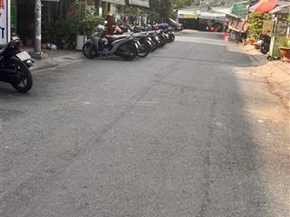 Bán căn gốc hxh 7c 115m2 ngang 8 3tầng dòng tiền  đối diện kdc nam long quận 7 14tỷ tl