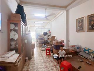 Bán nhà nở hậu xóm chiếu q4  70m2 3tầng btct không quy hoạch 3.6x19m hẻm đúng 3m chỉ 7.999tỷ