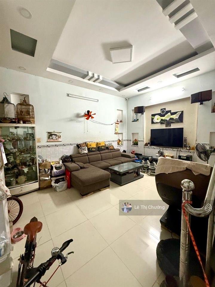 Bán nhà hẻm xe hơi đối diện trần trọng cung quận 7 4x18 72m2 cn 2tầng btct chỉ 7.18tỷ tl