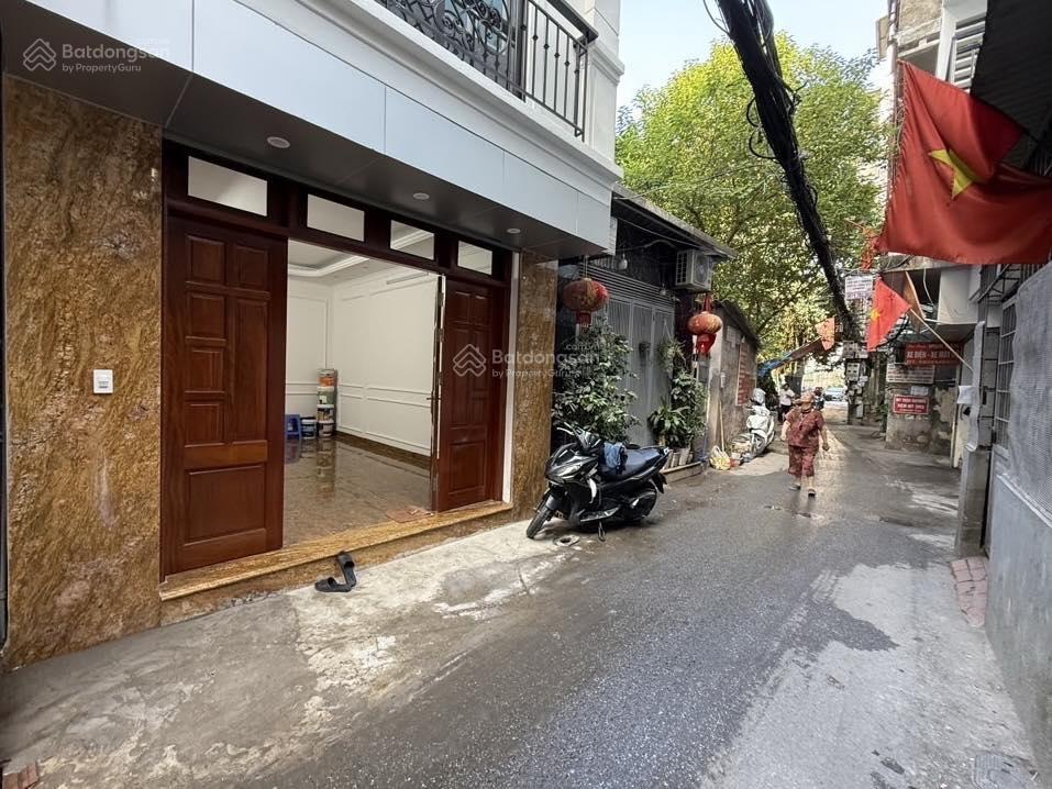 Nhà đẹp ăn tết  xuân la  36m2  9 tỷ(còn thương lượng), 10 bước chân ra oto tránh nhau