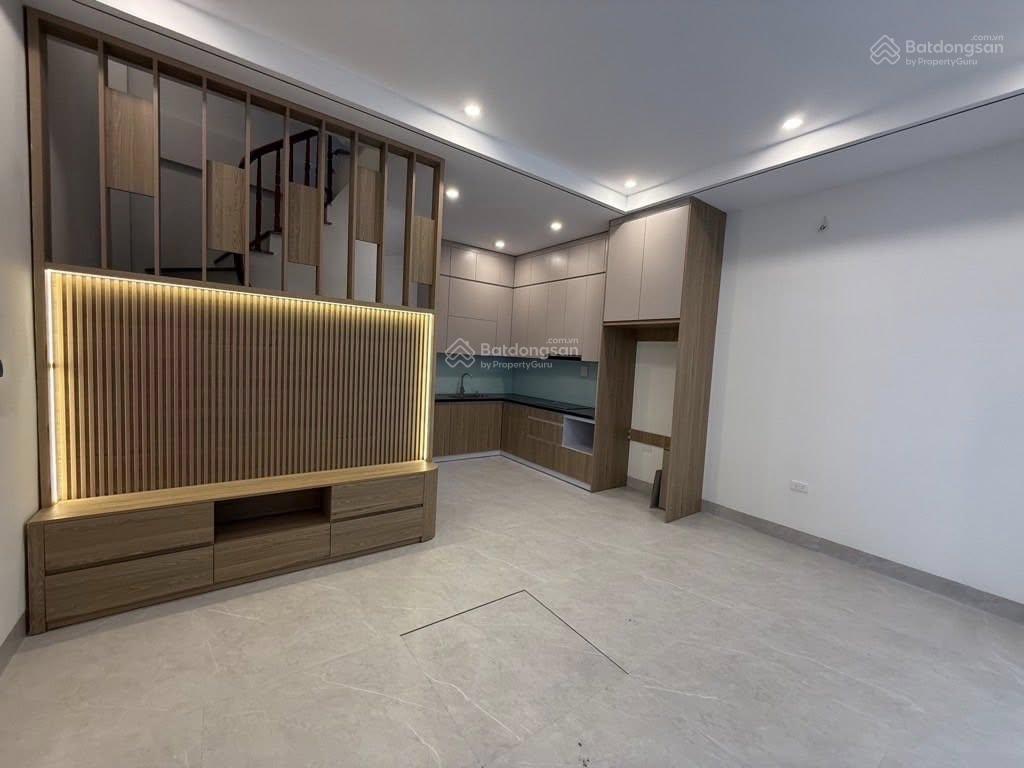 Nhà đẹp ăn tết  xuân la  36m2  9 tỷ(còn thương lượng), 10 bước chân ra oto tránh nhau