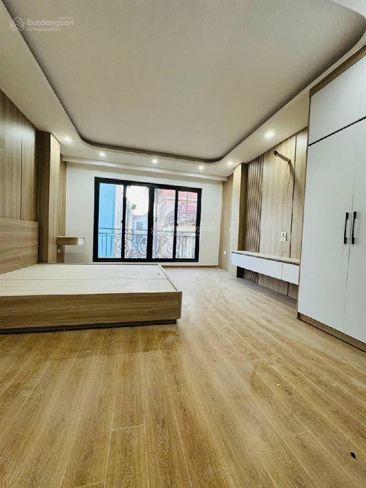 Nhà đẹp ăn tết  xuân la  36m2  9 tỷ(còn thương lượng), 10 bước chân ra oto tránh nhau