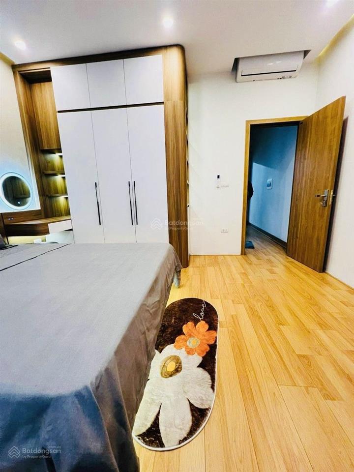 Toà nhà tt cầu giấy, nguyễn khang, 8pn, full đồ, lô góc, mt 4.31m, vị trí siêu đẹp, 13.5 tỷ