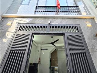 Bán gấp lê quang định bình thạnh nhà mới cứng 50m ra mặt tiền 4 tầng btct 2pn lớn 24m2 nhỉnh 5 tỷ