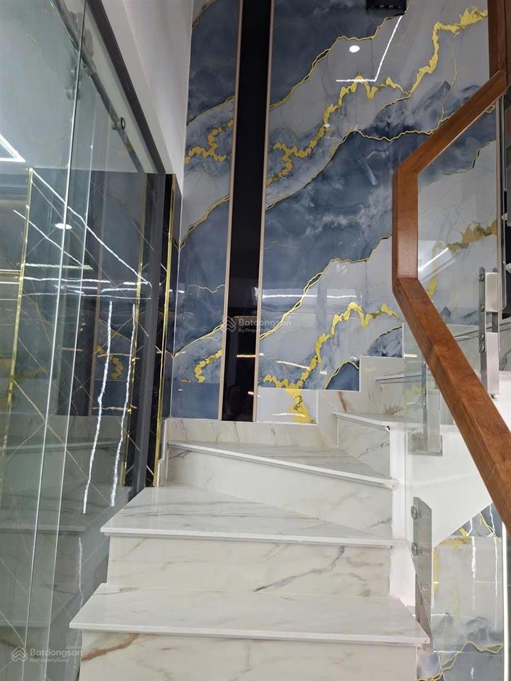 Nhà mới xây full nội thất cách chợ cầu đồng khoảng 70m. cách gò vấp 5p đi xe