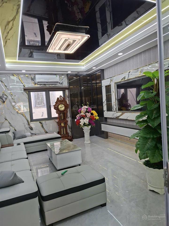 Nhà mới xây full nội thất cách chợ cầu đồng khoảng 70m. cách gò vấp 5p đi xe