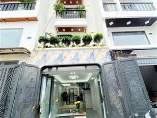 Nhà sát chợ cầu đồng, có thang máy, chủ giảm mạnh 200tr, giá còn 7,250 tỷ.