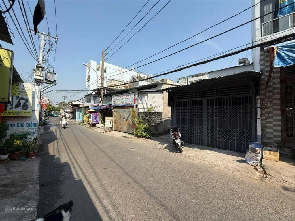 Cần bán gấp nhà mặt tiền góc tiện kinh doanh