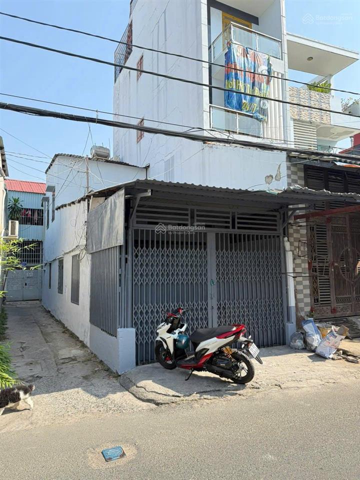 Cần bán gấp nhà mặt tiền góc tiện kinh doanh