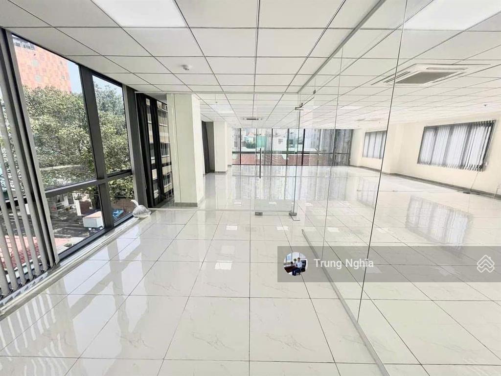 Tòa nhà đường nam kỳ khởi nghĩa, diện tích 11x20m, hầm trệt 5 lầu cho thuê
