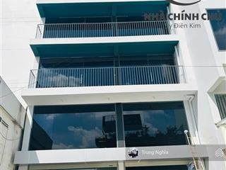 Tòa nhà đường trần hữu trang diện tích 9x18m hầm 5 tầng cho thuê