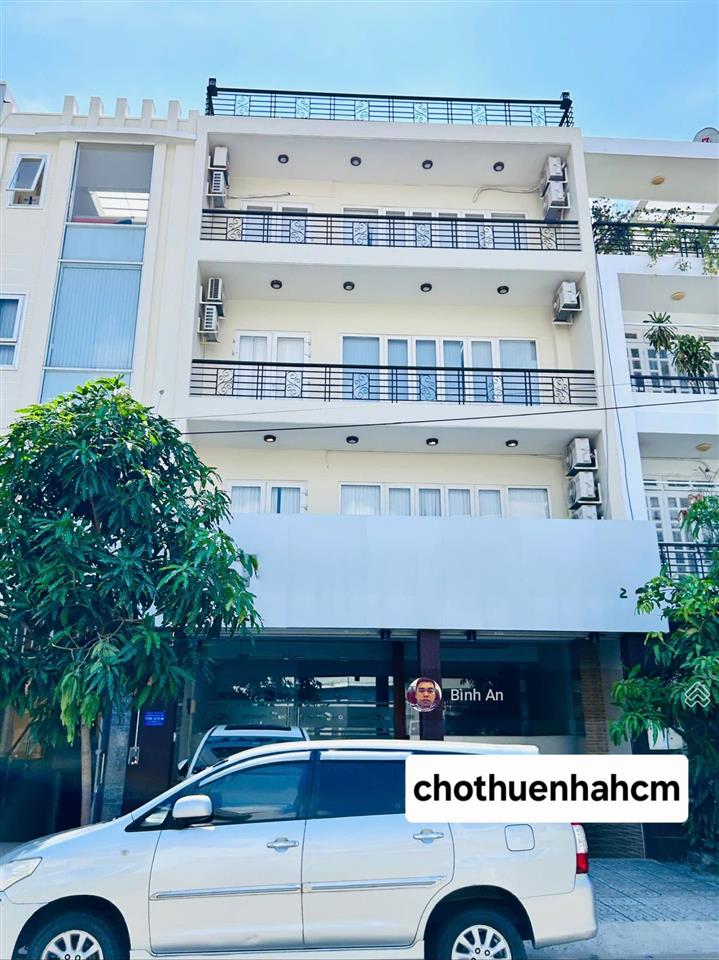 Nhà đường nguyễn gia trí 7x20m hầm trệt 3 lầu cho thuê